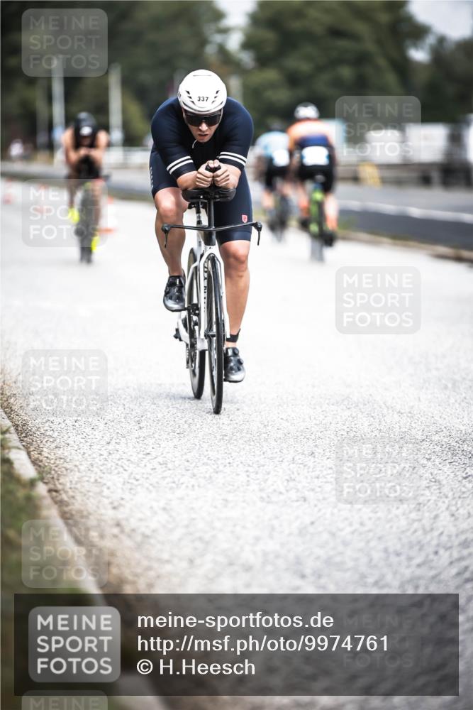 16.08.2026 - KN Förde Triathlon 2026 H.Heesch http://msf.ph/oto/9974761 16.08.2026 11:05:05 Radfahren 328, 337, 358, 373 meine-sportfotos.de