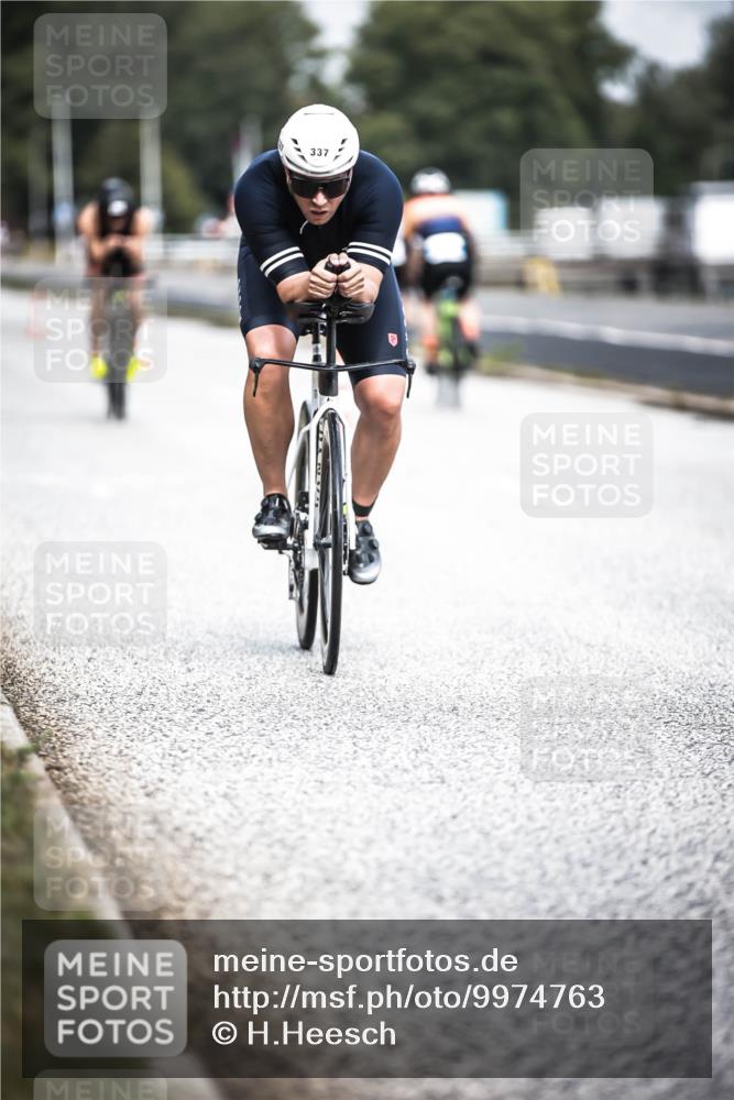 16.08.2026 - KN Förde Triathlon 2026 H.Heesch http://msf.ph/oto/9974763 16.08.2026 11:05:05 Radfahren 328, 337, 358, 373 meine-sportfotos.de