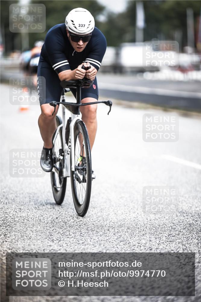 16.08.2026 - KN Förde Triathlon 2026 H.Heesch http://msf.ph/oto/9974770 16.08.2026 11:05:05 Radfahren 328, 337, 358, 373 meine-sportfotos.de