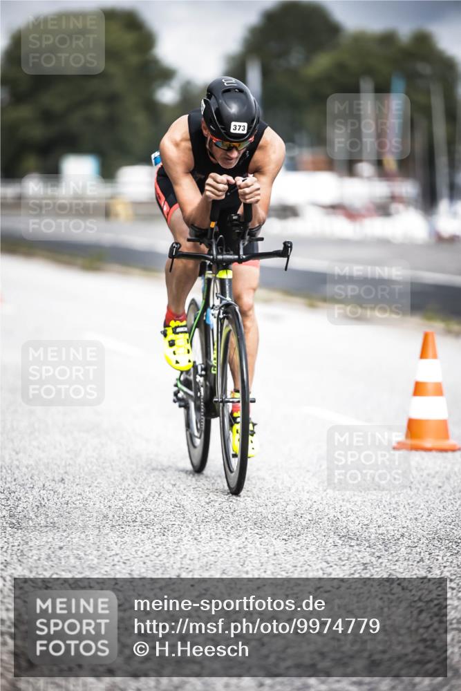 16.08.2026 - KN Förde Triathlon 2026 H.Heesch http://msf.ph/oto/9974779 16.08.2026 11:05:07 Radfahren 328, 337, 358, 373 meine-sportfotos.de