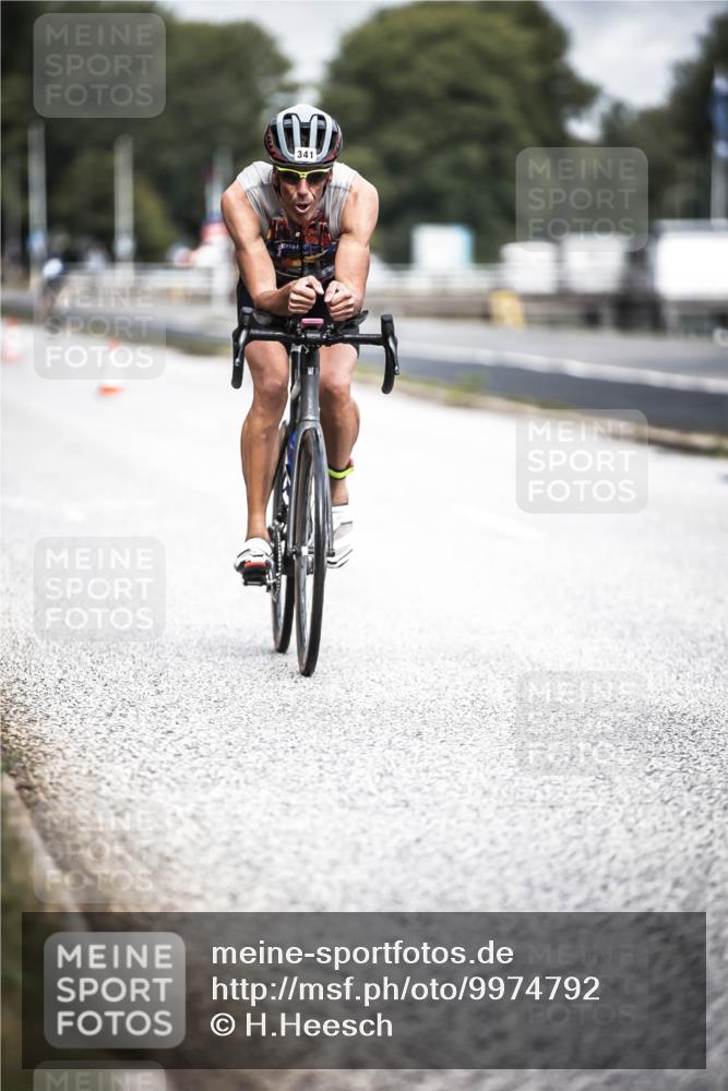 16.08.2026 - KN Förde Triathlon 2026 H.Heesch http://msf.ph/oto/9974792 16.08.2026 11:05:18 Radfahren 341, 350, 355, 367 meine-sportfotos.de