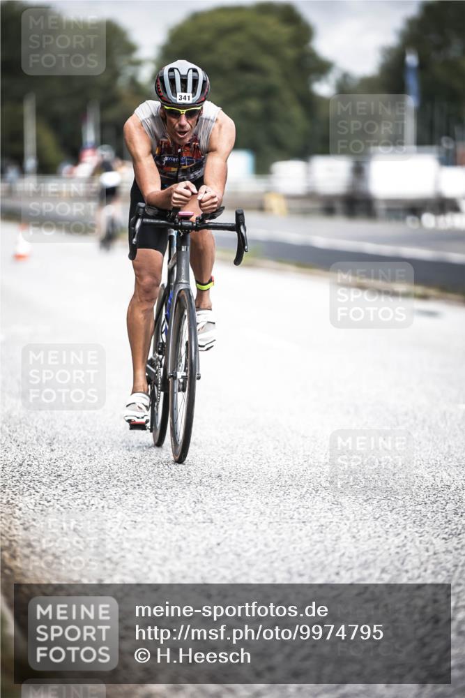 16.08.2026 - KN Förde Triathlon 2026 H.Heesch http://msf.ph/oto/9974795 16.08.2026 11:05:18 Radfahren 341, 350, 355, 367 meine-sportfotos.de
