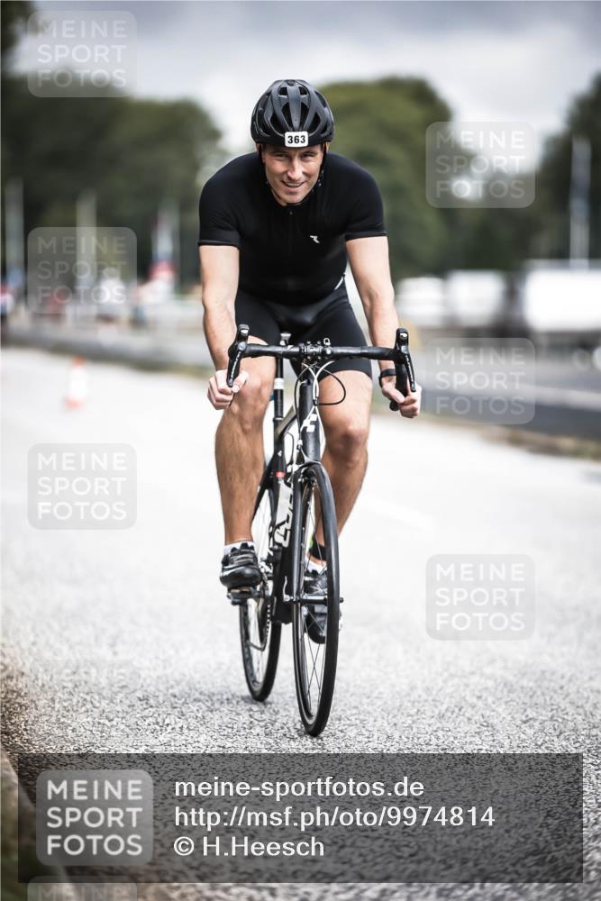 16.08.2026 - KN Förde Triathlon 2026 H.Heesch http://msf.ph/oto/9974814 16.08.2026 11:06:19 Radfahren 339, 363 meine-sportfotos.de