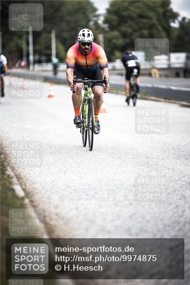 16.08.2026 - KN Förde Triathlon 2026 H.Heesch http://msf.ph/oto/9974875 16.08.2026 11:07:19 Radfahren 302, 304, 306, 322, 328, 345, 348, 356, 371 meine-sportfotos.de