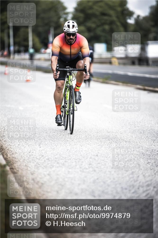 16.08.2026 - KN Förde Triathlon 2026 H.Heesch http://msf.ph/oto/9974879 16.08.2026 11:07:19 Radfahren 302, 304, 306, 322, 328, 345, 348, 356, 371 meine-sportfotos.de