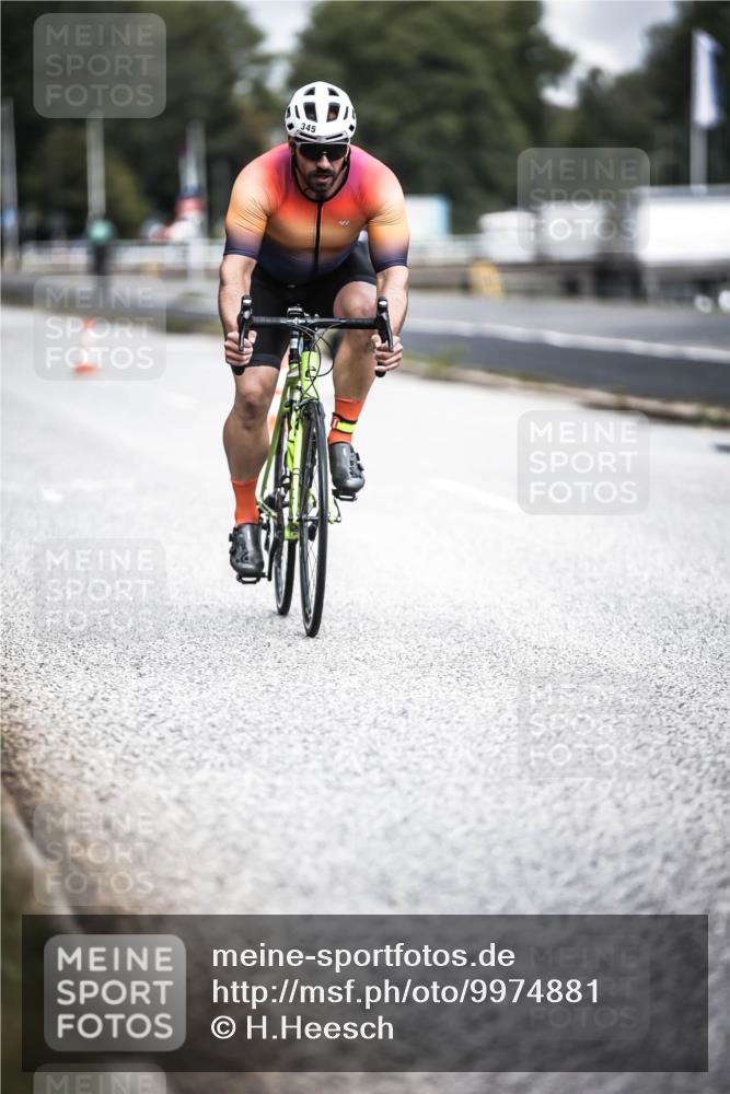 16.08.2026 - KN Förde Triathlon 2026 H.Heesch http://msf.ph/oto/9974881 16.08.2026 11:07:19 Radfahren 302, 304, 306, 322, 328, 345, 348, 356, 371 meine-sportfotos.de