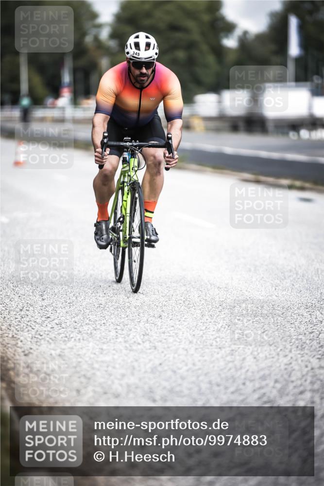16.08.2026 - KN Förde Triathlon 2026 H.Heesch http://msf.ph/oto/9974883 16.08.2026 11:07:19 Radfahren 302, 304, 306, 322, 328, 345, 348, 356, 371 meine-sportfotos.de