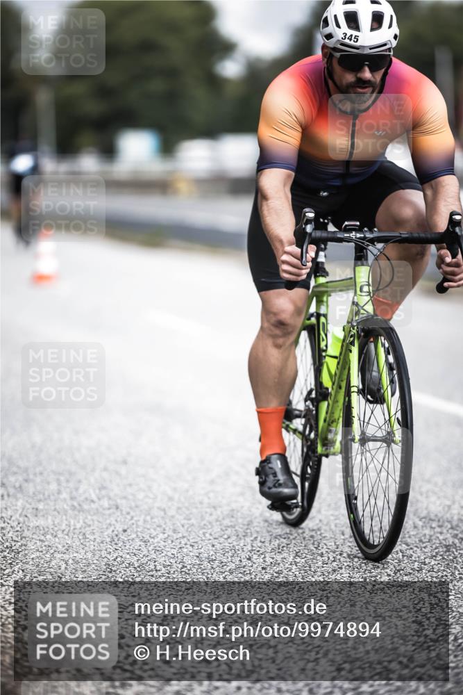 16.08.2026 - KN Förde Triathlon 2026 H.Heesch http://msf.ph/oto/9974894 16.08.2026 11:07:20 Radfahren 302, 304, 306, 322, 328, 345, 348, 371 meine-sportfotos.de