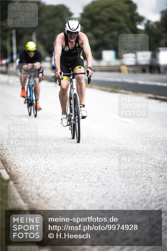 16.08.2026 - KN Förde Triathlon 2026 H.Heesch http://msf.ph/oto/9974928 16.08.2026 11:07:32 Radfahren 330, 350, 358, 361, 390 meine-sportfotos.de