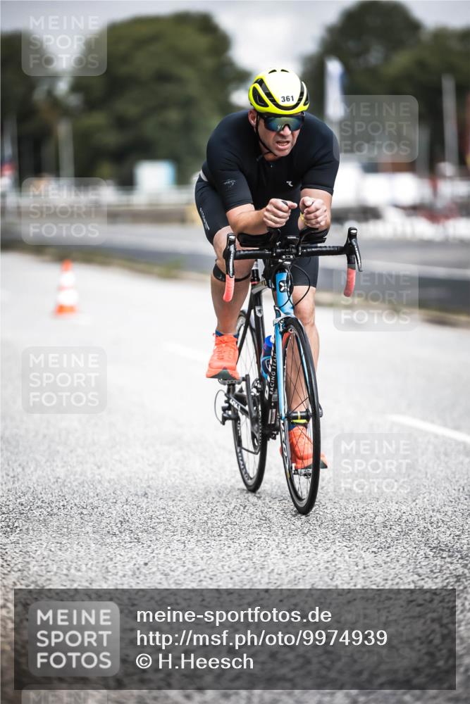 16.08.2026 - KN Förde Triathlon 2026 H.Heesch http://msf.ph/oto/9974939 16.08.2026 11:07:33 Radfahren 330, 350, 358, 361, 390 meine-sportfotos.de