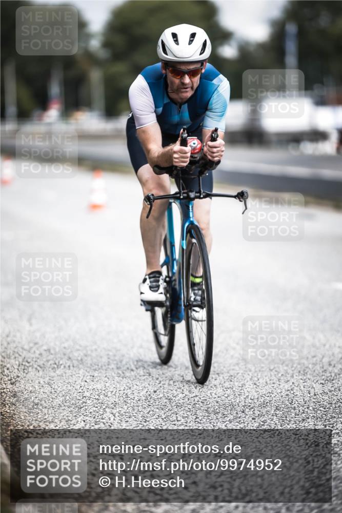 16.08.2026 - KN Förde Triathlon 2026 H.Heesch http://msf.ph/oto/9974952 16.08.2026 11:07:37 Radfahren 330, 350, 355 meine-sportfotos.de