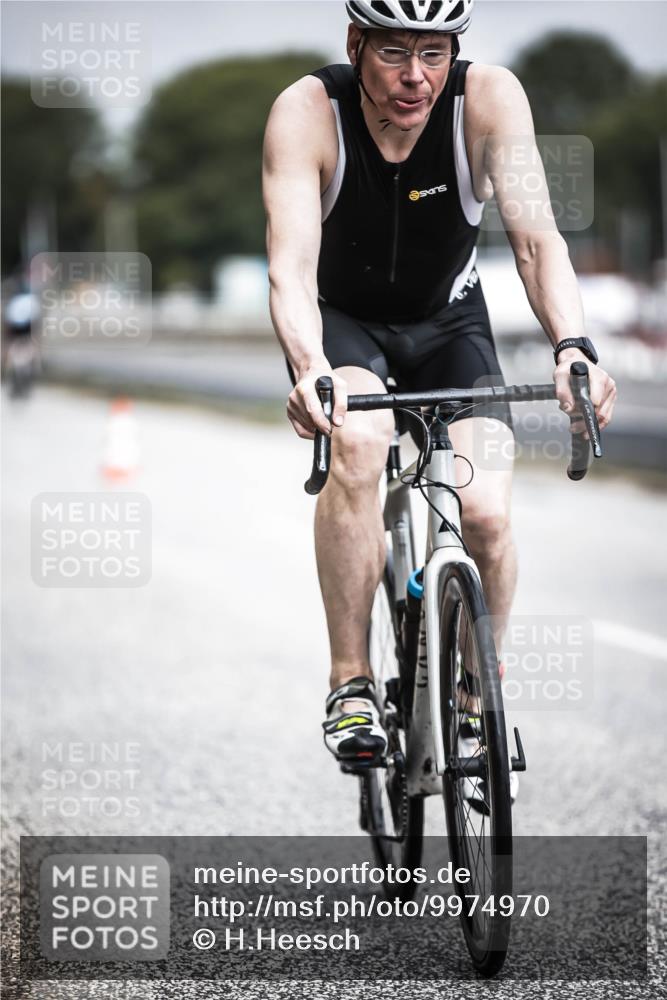 16.08.2026 - KN Förde Triathlon 2026 H.Heesch http://msf.ph/oto/9974970 16.08.2026 11:07:42 Radfahren 355, 367, 391 meine-sportfotos.de