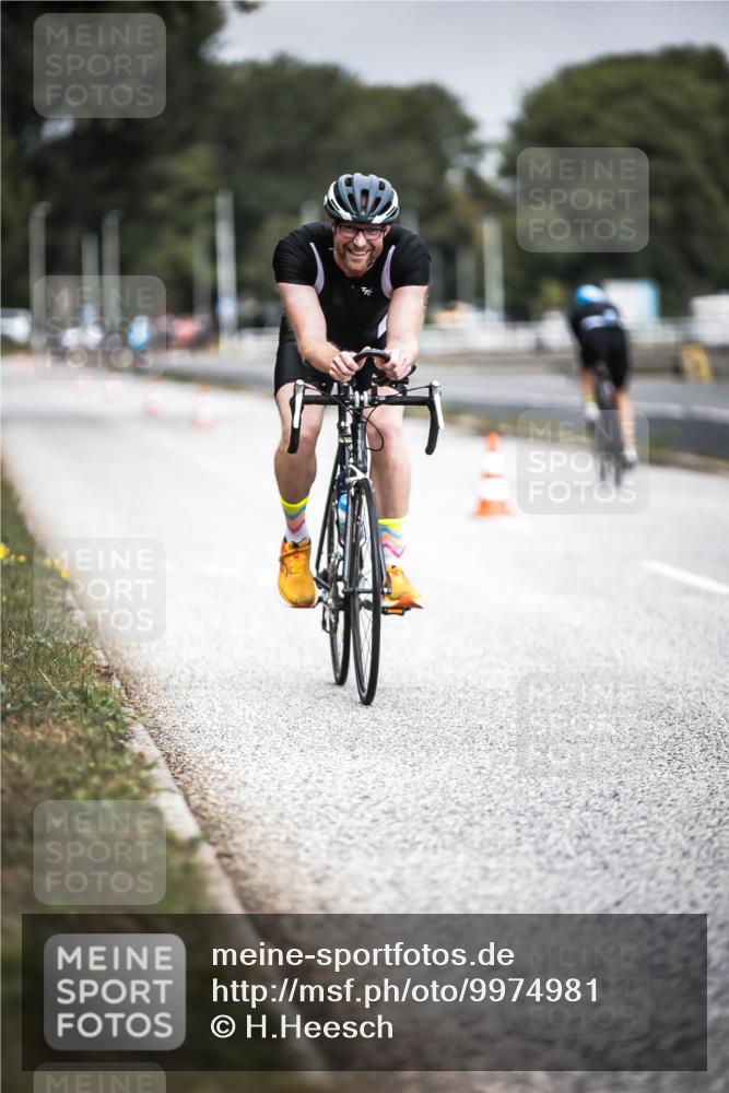 16.08.2026 - KN Förde Triathlon 2026 H.Heesch http://msf.ph/oto/9974981 16.08.2026 11:07:43 Radfahren 355, 367, 391 meine-sportfotos.de