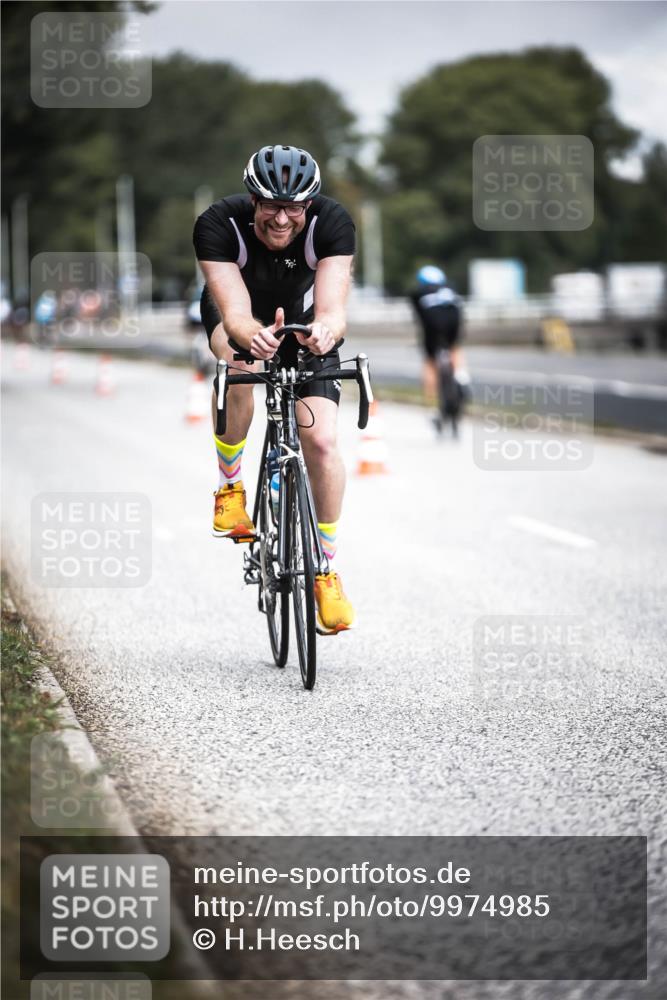 16.08.2026 - KN Förde Triathlon 2026 H.Heesch http://msf.ph/oto/9974985 16.08.2026 11:07:44 Radfahren 355, 367, 391 meine-sportfotos.de