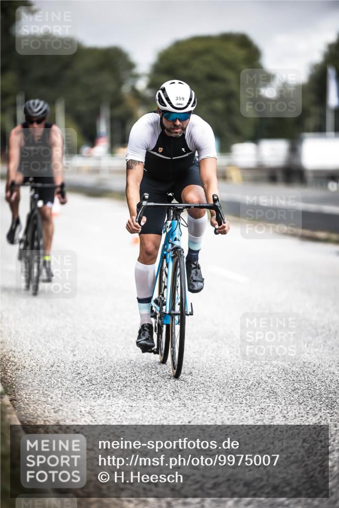 16.08.2026 - KN Förde Triathlon 2026 H.Heesch http://msf.ph/oto/9975007 16.08.2026 11:08:04 Radfahren 301, 307, 359, 382, 804 meine-sportfotos.de