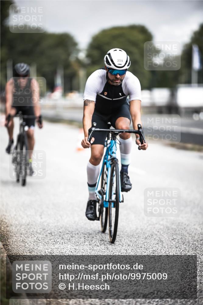 16.08.2026 - KN Förde Triathlon 2026 H.Heesch http://msf.ph/oto/9975009 16.08.2026 11:08:05 Radfahren 301, 307, 359, 382, 804 meine-sportfotos.de