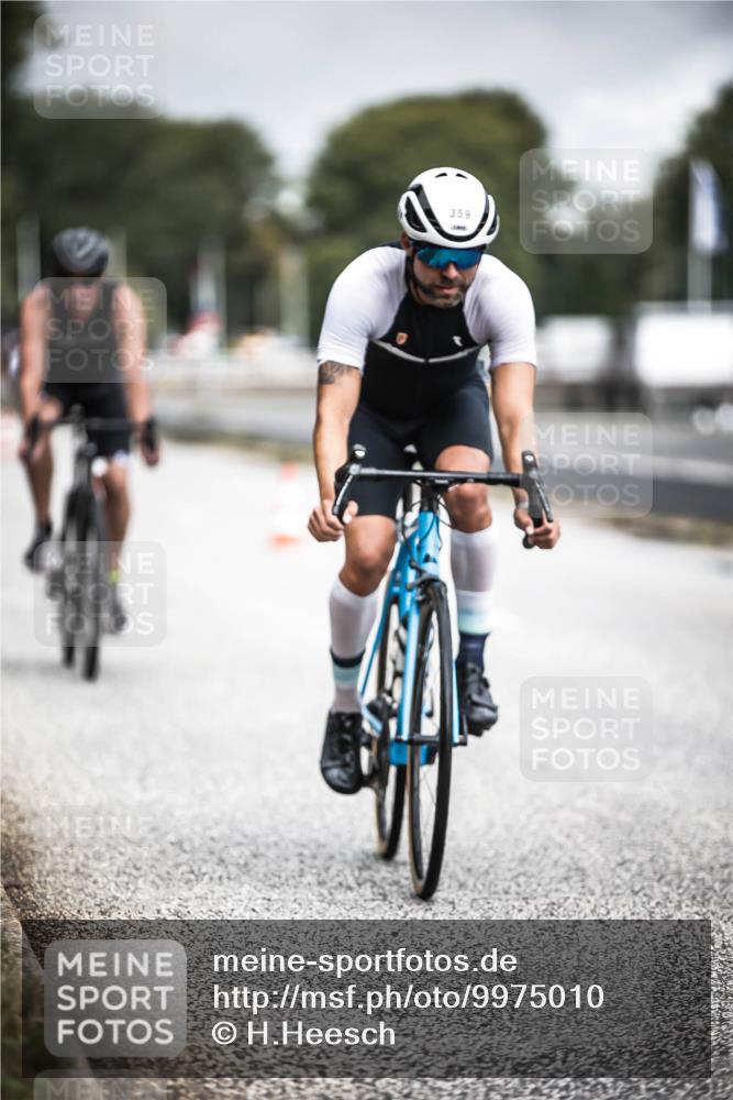 16.08.2026 - KN Förde Triathlon 2026 H.Heesch http://msf.ph/oto/9975010 16.08.2026 11:08:05 Radfahren 301, 307, 359, 382, 804 meine-sportfotos.de