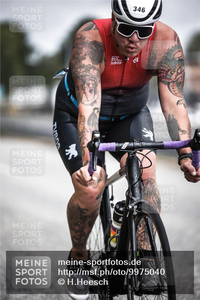 16.08.2026 - KN Förde Triathlon 2026 H.Heesch http://msf.ph/oto/9975040 16.08.2026 11:08:36 Radfahren 342, 346 meine-sportfotos.de