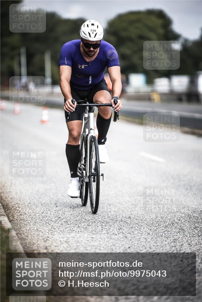 16.08.2026 - KN Förde Triathlon 2026 H.Heesch http://msf.ph/oto/9975043 16.08.2026 11:08:45 Radfahren 311, 318, 339, 352, 365, 372 meine-sportfotos.de