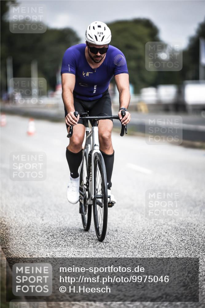 16.08.2026 - KN Förde Triathlon 2026 H.Heesch http://msf.ph/oto/9975046 16.08.2026 11:08:45 Radfahren 311, 318, 339, 352, 365, 372 meine-sportfotos.de