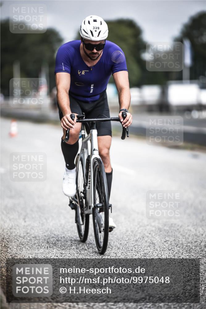16.08.2026 - KN Förde Triathlon 2026 H.Heesch http://msf.ph/oto/9975048 16.08.2026 11:08:45 Radfahren 311, 318, 339, 352, 365, 372 meine-sportfotos.de
