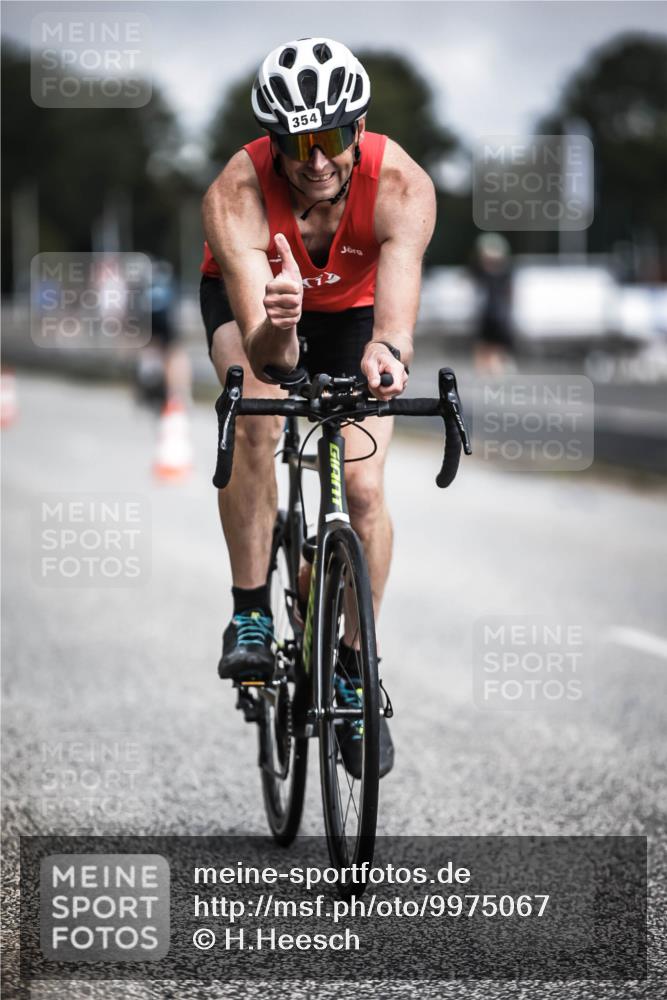 16.08.2026 - KN Förde Triathlon 2026 H.Heesch http://msf.ph/oto/9975067 16.08.2026 11:09:14 Radfahren 304, 308, 317, 354, 368 meine-sportfotos.de