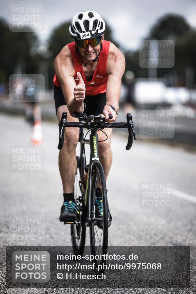 16.08.2026 - KN Förde Triathlon 2026 H.Heesch http://msf.ph/oto/9975068 16.08.2026 11:09:14 Radfahren 304, 308, 317, 354, 368 meine-sportfotos.de