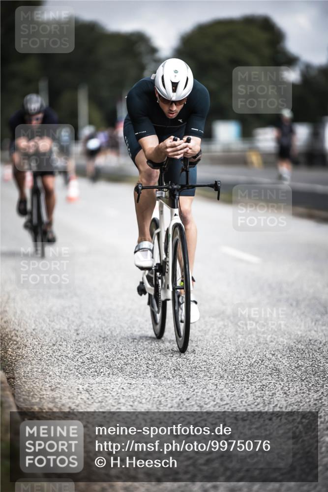 16.08.2026 - KN Förde Triathlon 2026 H.Heesch http://msf.ph/oto/9975076 16.08.2026 11:09:16 Radfahren 304, 308, 317, 354 meine-sportfotos.de
