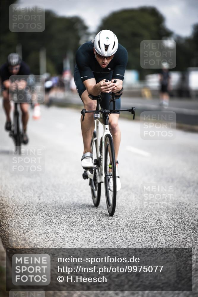 16.08.2026 - KN Förde Triathlon 2026 H.Heesch http://msf.ph/oto/9975077 16.08.2026 11:09:16 Radfahren 304, 308, 317, 354 meine-sportfotos.de