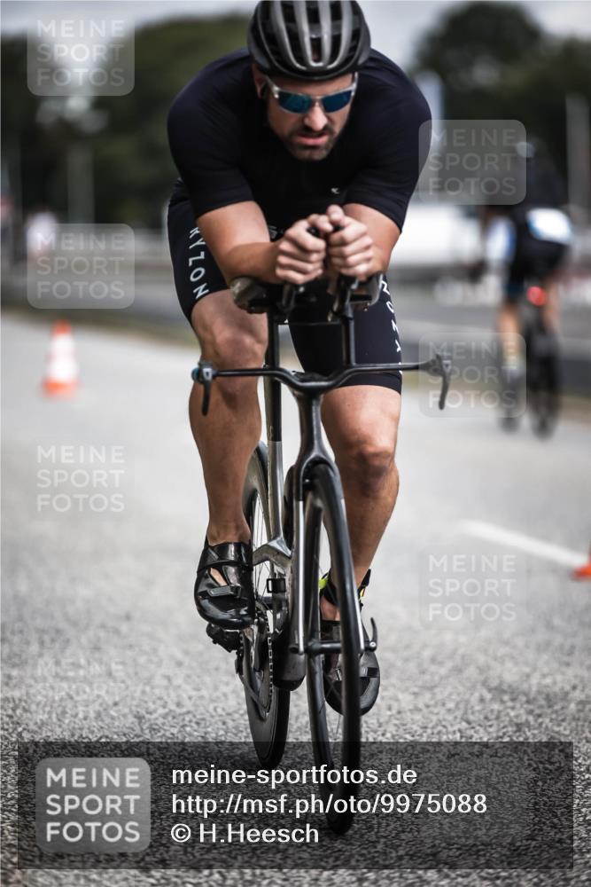 16.08.2026 - KN Förde Triathlon 2026 H.Heesch http://msf.ph/oto/9975088 16.08.2026 11:09:17 Radfahren 304, 308, 317, 354 meine-sportfotos.de
