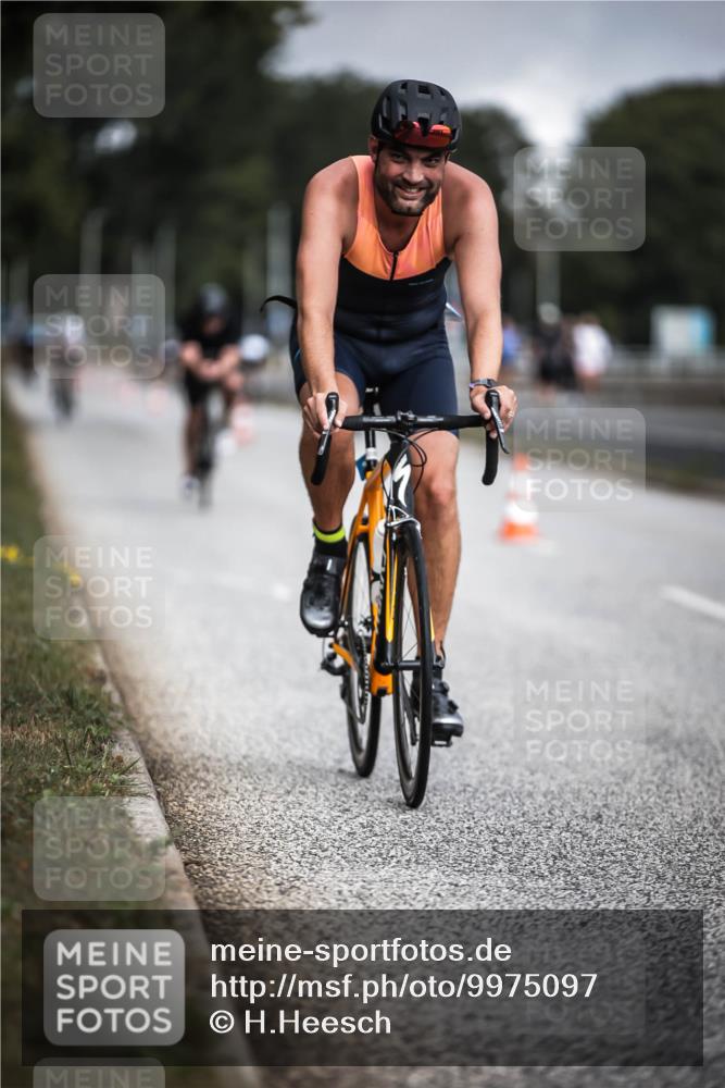 16.08.2026 - KN Förde Triathlon 2026 H.Heesch http://msf.ph/oto/9975097 16.08.2026 11:09:25 Radfahren 349, 356, 369, 441 meine-sportfotos.de