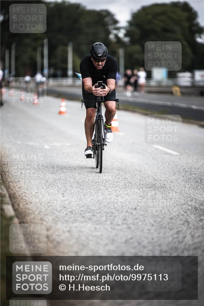 16.08.2026 - KN Förde Triathlon 2026 H.Heesch http://msf.ph/oto/9975113 16.08.2026 11:09:27 Radfahren 221, 302, 349, 356, 357, 369, 397, 441 meine-sportfotos.de