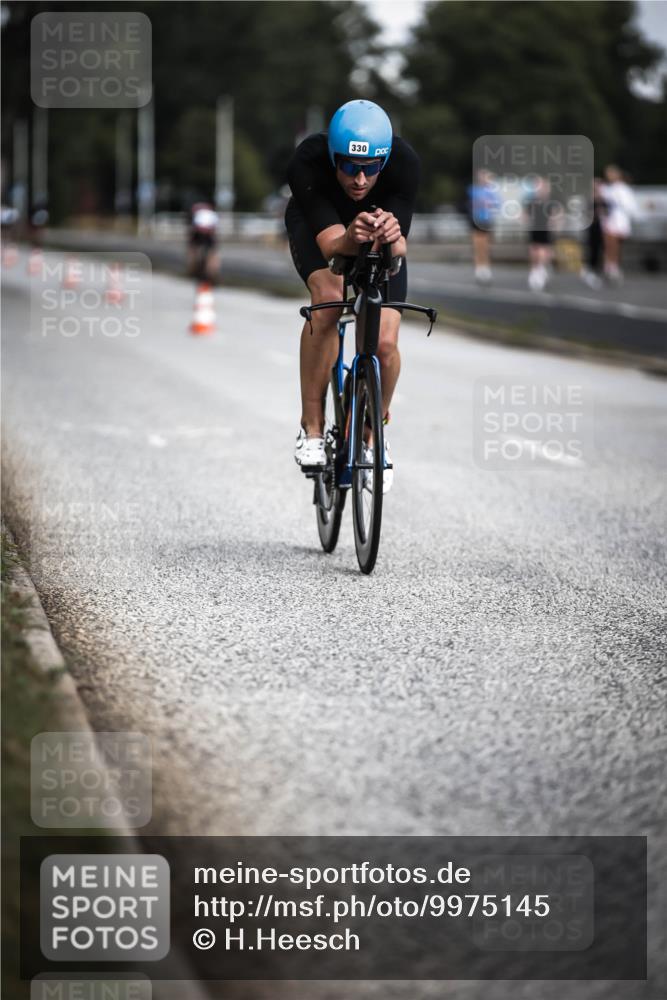 16.08.2026 - KN Förde Triathlon 2026 H.Heesch http://msf.ph/oto/9975145 16.08.2026 11:09:36 Radfahren 305, 330, 377, 389 meine-sportfotos.de