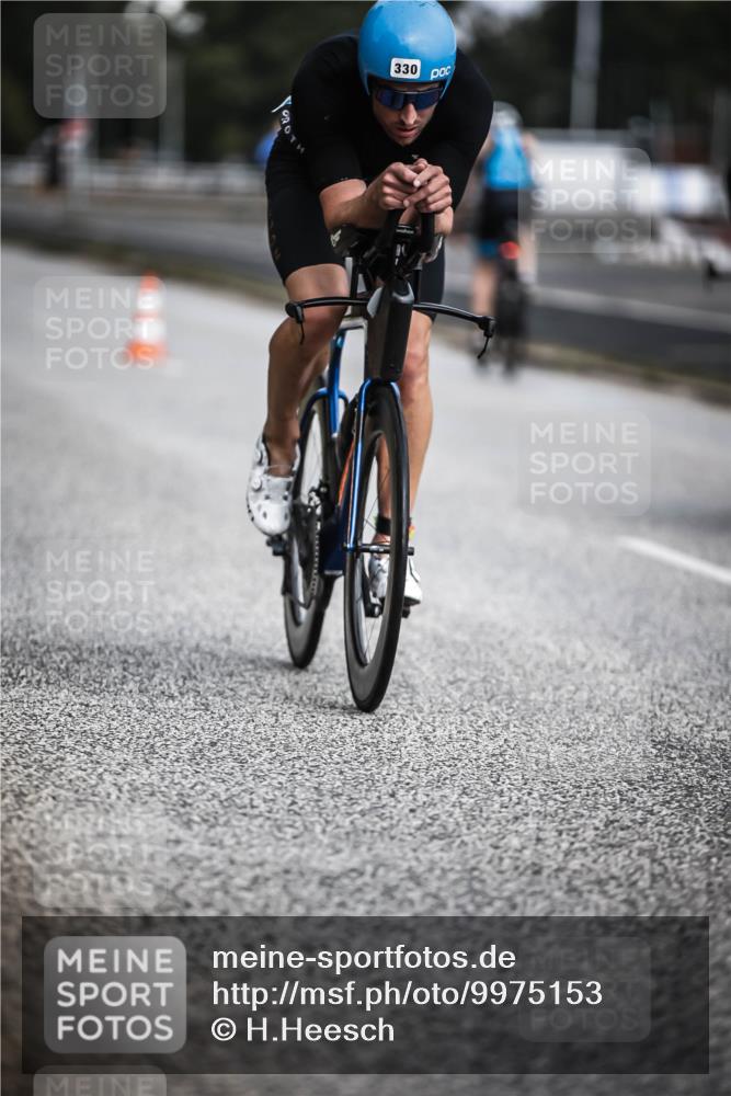 16.08.2026 - KN Förde Triathlon 2026 H.Heesch http://msf.ph/oto/9975153 16.08.2026 11:09:36 Radfahren 305, 330, 377, 389 meine-sportfotos.de