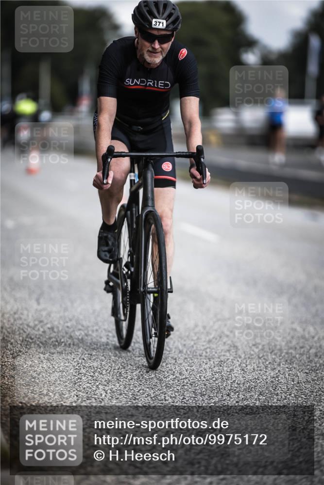 16.08.2026 - KN Förde Triathlon 2026 H.Heesch http://msf.ph/oto/9975172 16.08.2026 11:09:45 Radfahren 306, 364, 371 meine-sportfotos.de
