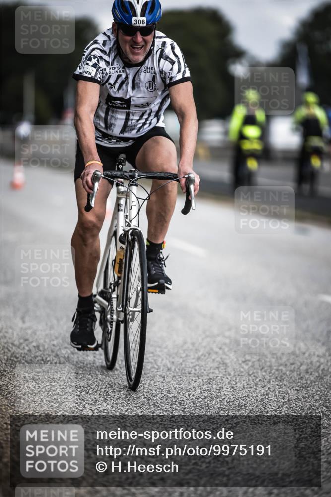 16.08.2026 - KN Förde Triathlon 2026 H.Heesch http://msf.ph/oto/9975191 16.08.2026 11:09:48 Radfahren 306, 312, 364, 371, 388, 392 meine-sportfotos.de