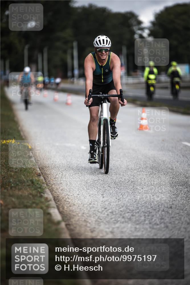 16.08.2026 - KN Förde Triathlon 2026 H.Heesch http://msf.ph/oto/9975197 16.08.2026 11:09:54 Radfahren 312, 315, 388, 390, 392 meine-sportfotos.de