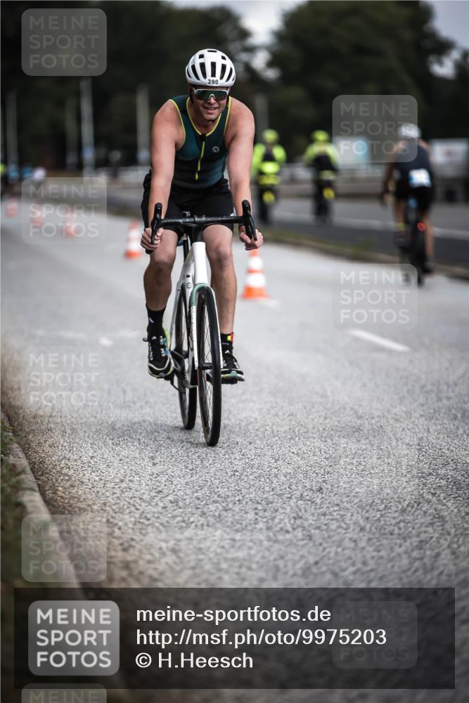 16.08.2026 - KN Förde Triathlon 2026 H.Heesch http://msf.ph/oto/9975203 16.08.2026 11:09:54 Radfahren 312, 315, 388, 390, 392 meine-sportfotos.de