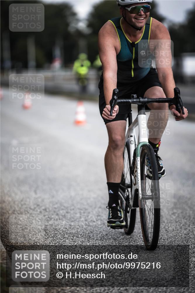 16.08.2026 - KN Förde Triathlon 2026 H.Heesch http://msf.ph/oto/9975216 16.08.2026 11:09:55 Radfahren 312, 315, 348, 390, 392 meine-sportfotos.de