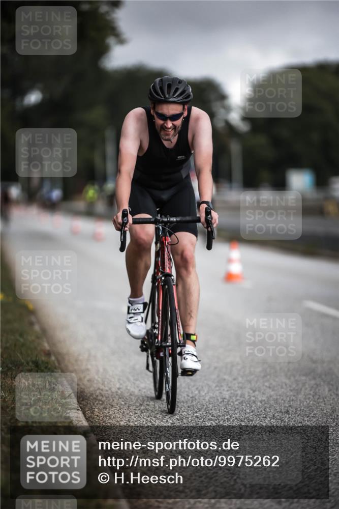 16.08.2026 - KN Förde Triathlon 2026 H.Heesch http://msf.ph/oto/9975262 16.08.2026 11:10:19 Radfahren 382 meine-sportfotos.de