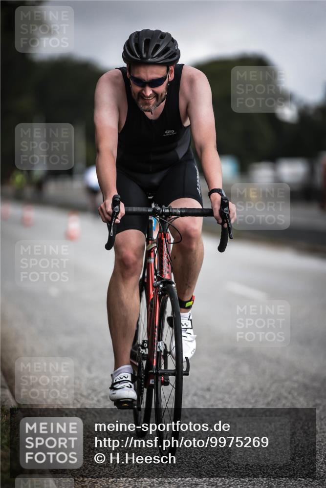 16.08.2026 - KN Förde Triathlon 2026 H.Heesch http://msf.ph/oto/9975269 16.08.2026 11:10:20 Radfahren 382 meine-sportfotos.de