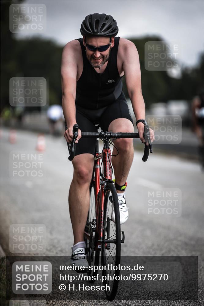 16.08.2026 - KN Förde Triathlon 2026 H.Heesch http://msf.ph/oto/9975270 16.08.2026 11:10:20 Radfahren 382 meine-sportfotos.de