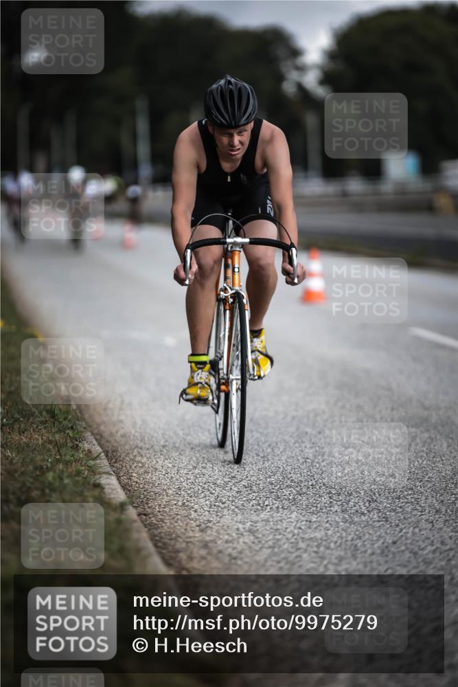 16.08.2026 - KN Förde Triathlon 2026 H.Heesch http://msf.ph/oto/9975279 16.08.2026 11:10:28 Radfahren 301, 310, 313, 323, 383 meine-sportfotos.de
