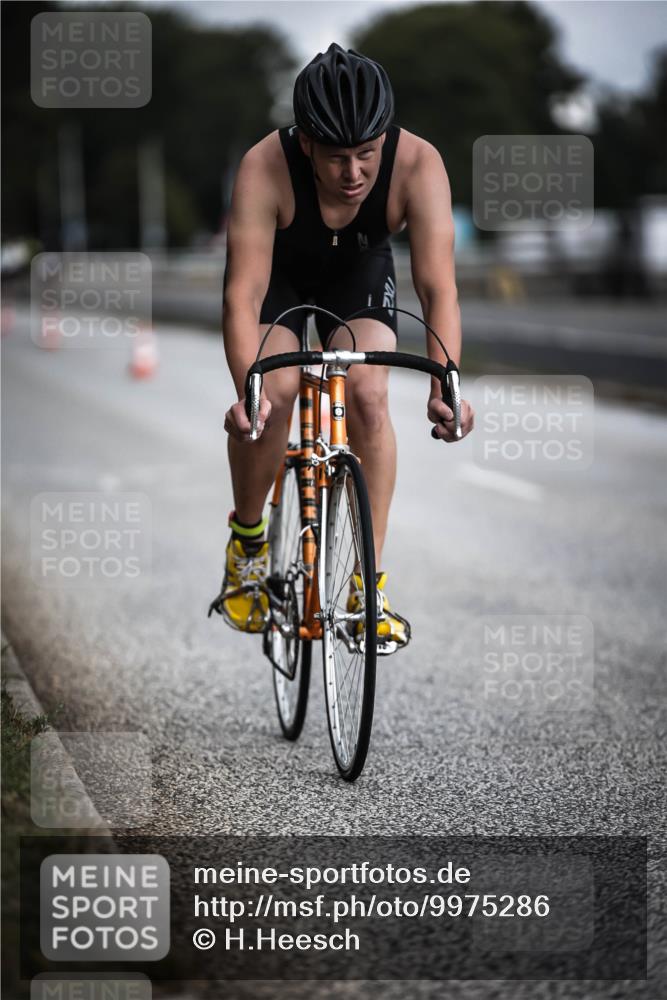 16.08.2026 - KN Förde Triathlon 2026 H.Heesch http://msf.ph/oto/9975286 16.08.2026 11:10:28 Radfahren 301, 310, 313, 323, 383 meine-sportfotos.de