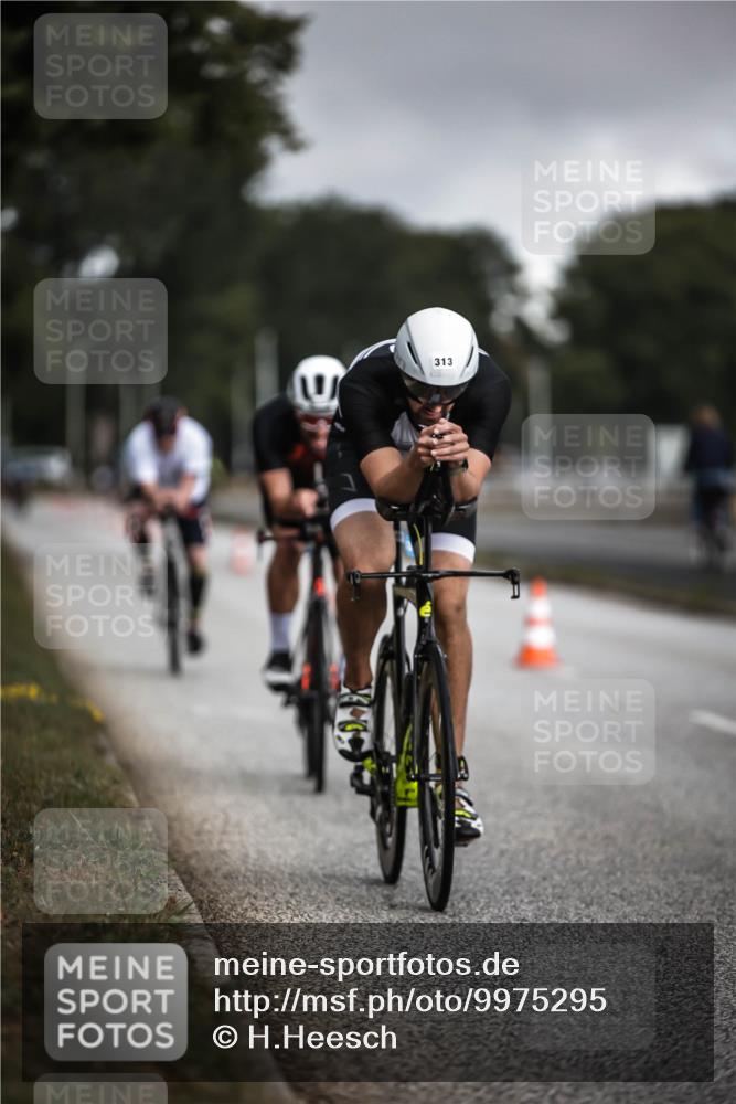 16.08.2026 - KN Förde Triathlon 2026 H.Heesch http://msf.ph/oto/9975295 16.08.2026 11:10:33 Radfahren 313, 375, 383, 391 meine-sportfotos.de