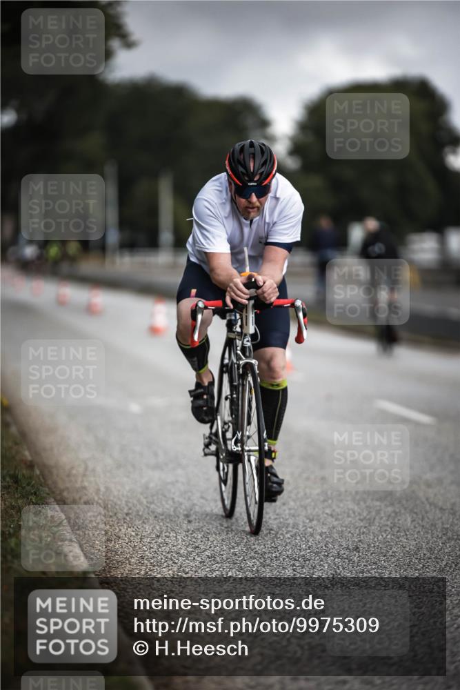 16.08.2026 - KN Förde Triathlon 2026 H.Heesch http://msf.ph/oto/9975309 16.08.2026 11:10:35 Radfahren 313, 375, 383, 391 meine-sportfotos.de