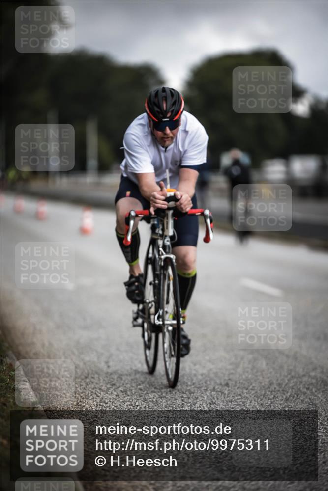16.08.2026 - KN Förde Triathlon 2026 H.Heesch http://msf.ph/oto/9975311 16.08.2026 11:10:35 Radfahren 313, 375, 383, 391 meine-sportfotos.de