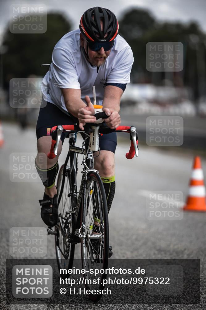 16.08.2026 - KN Förde Triathlon 2026 H.Heesch http://msf.ph/oto/9975322 16.08.2026 11:10:35 Radfahren 313, 375, 383, 391 meine-sportfotos.de