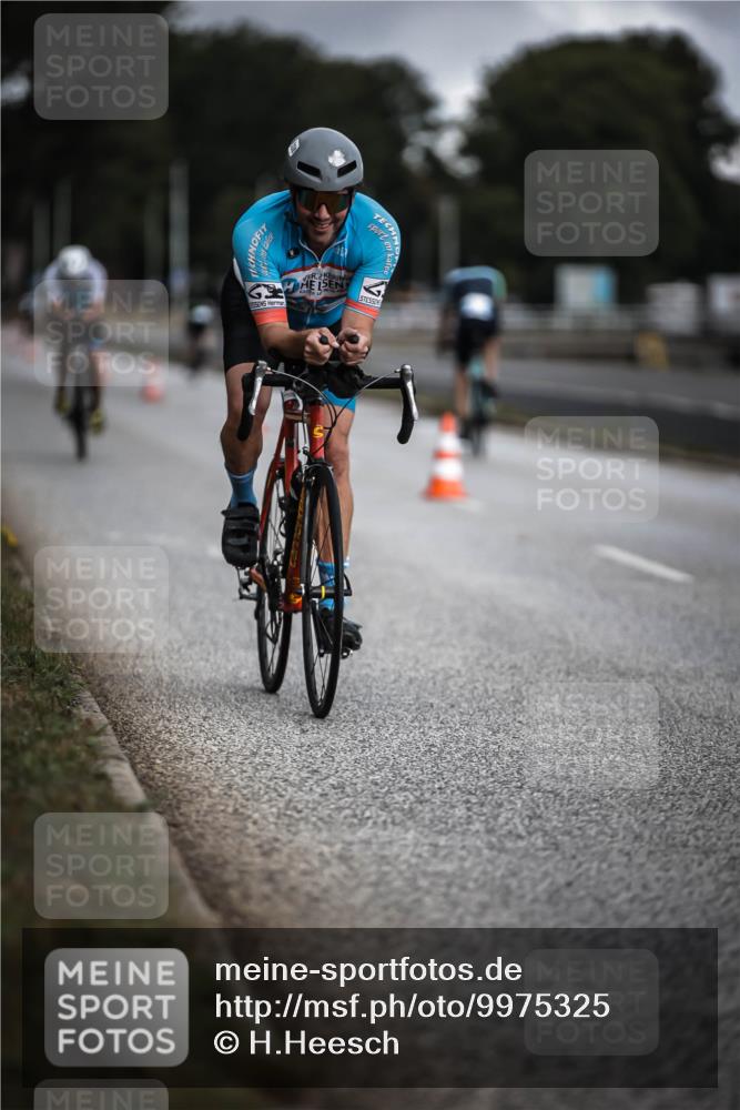 16.08.2026 - KN Förde Triathlon 2026 H.Heesch http://msf.ph/oto/9975325 16.08.2026 11:10:50 Radfahren 318, 338, 403 meine-sportfotos.de