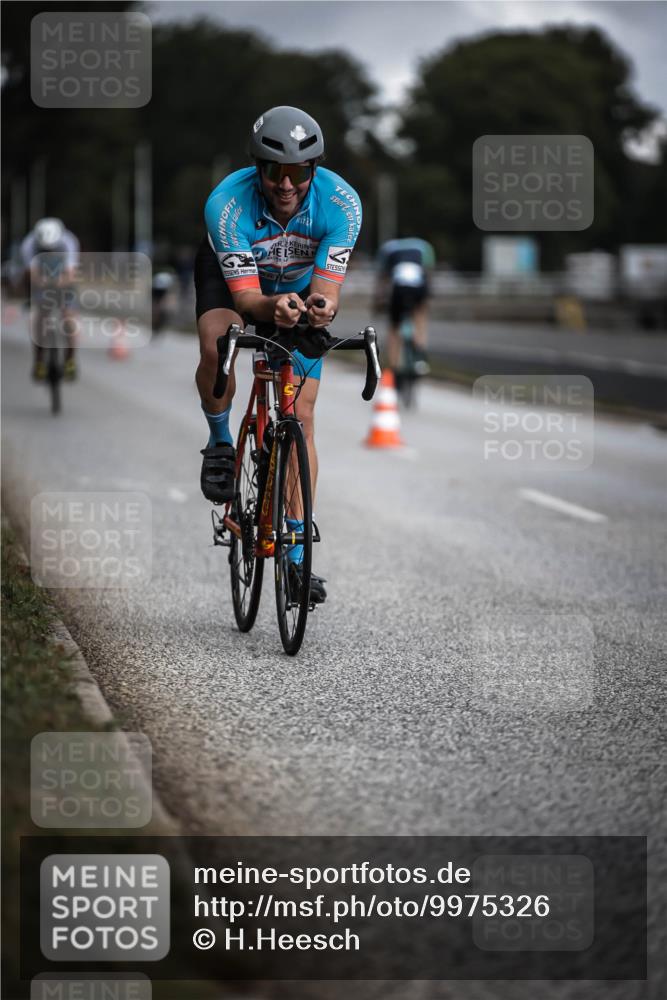 16.08.2026 - KN Förde Triathlon 2026 H.Heesch http://msf.ph/oto/9975326 16.08.2026 11:10:50 Radfahren 318, 338, 403 meine-sportfotos.de
